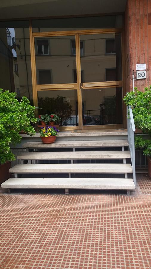 B&B Dolce Luna Florence Luaran gambar