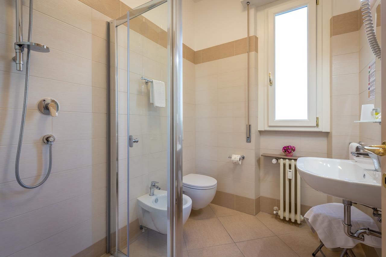 B&B Dolce Luna Florence Luaran gambar