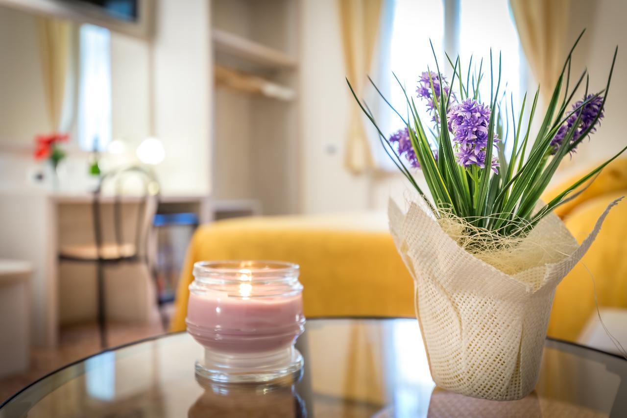 B&B Dolce Luna Florence Luaran gambar