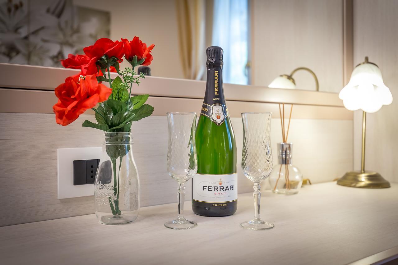 B&B Dolce Luna Florence Luaran gambar